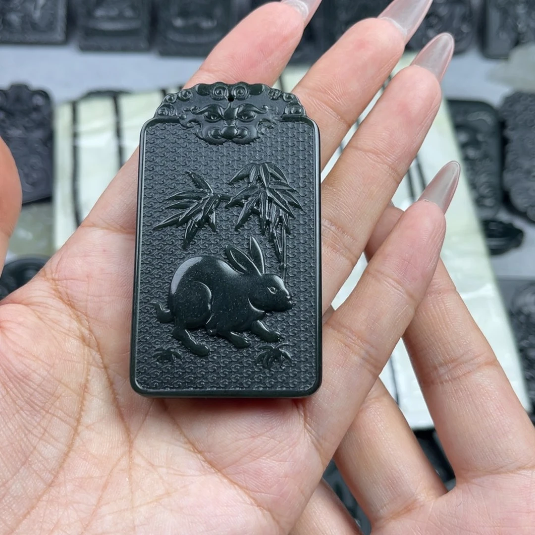 和田玉（青玉）未镶嵌颈饰冰****e