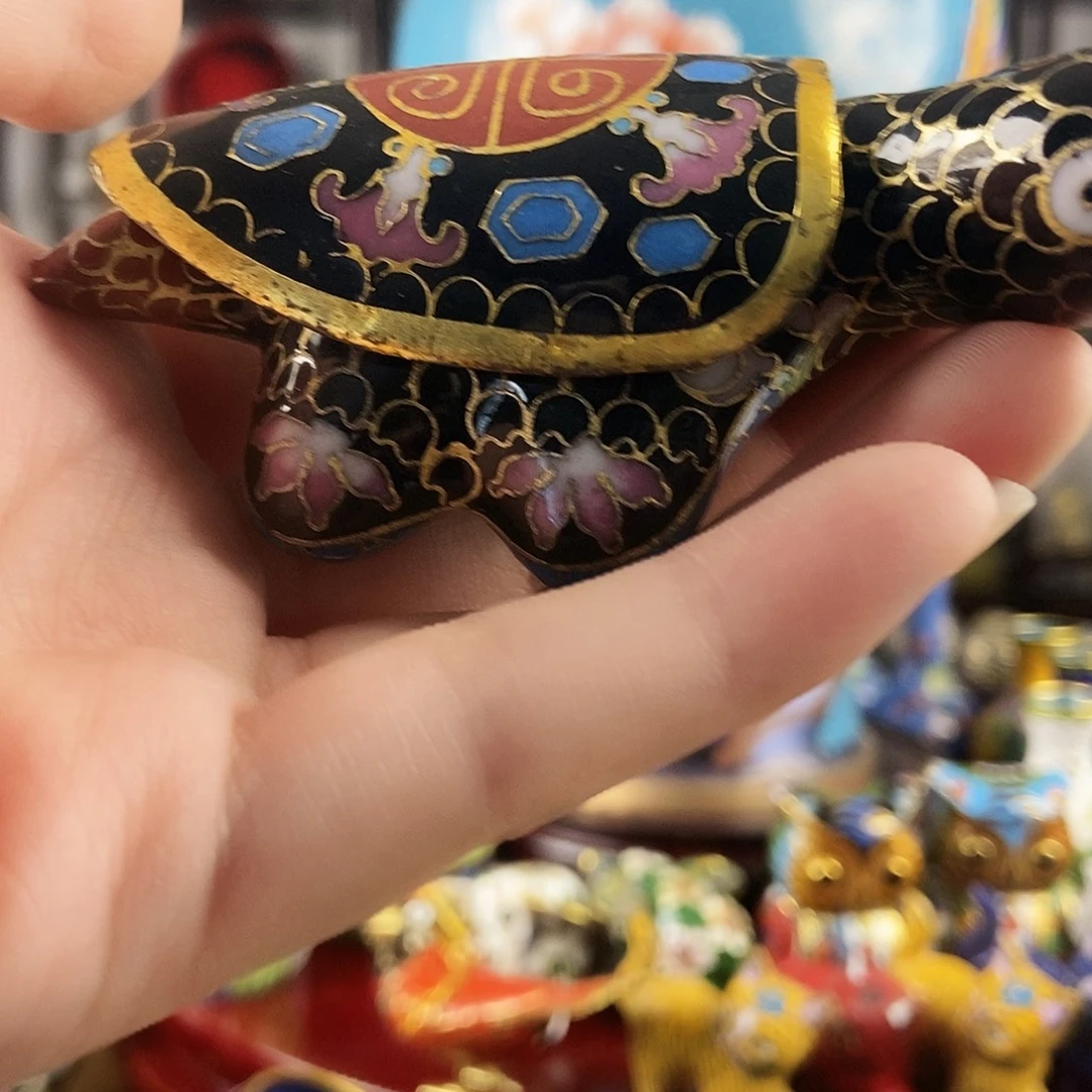 小***阳铜景泰蓝乌龟一个