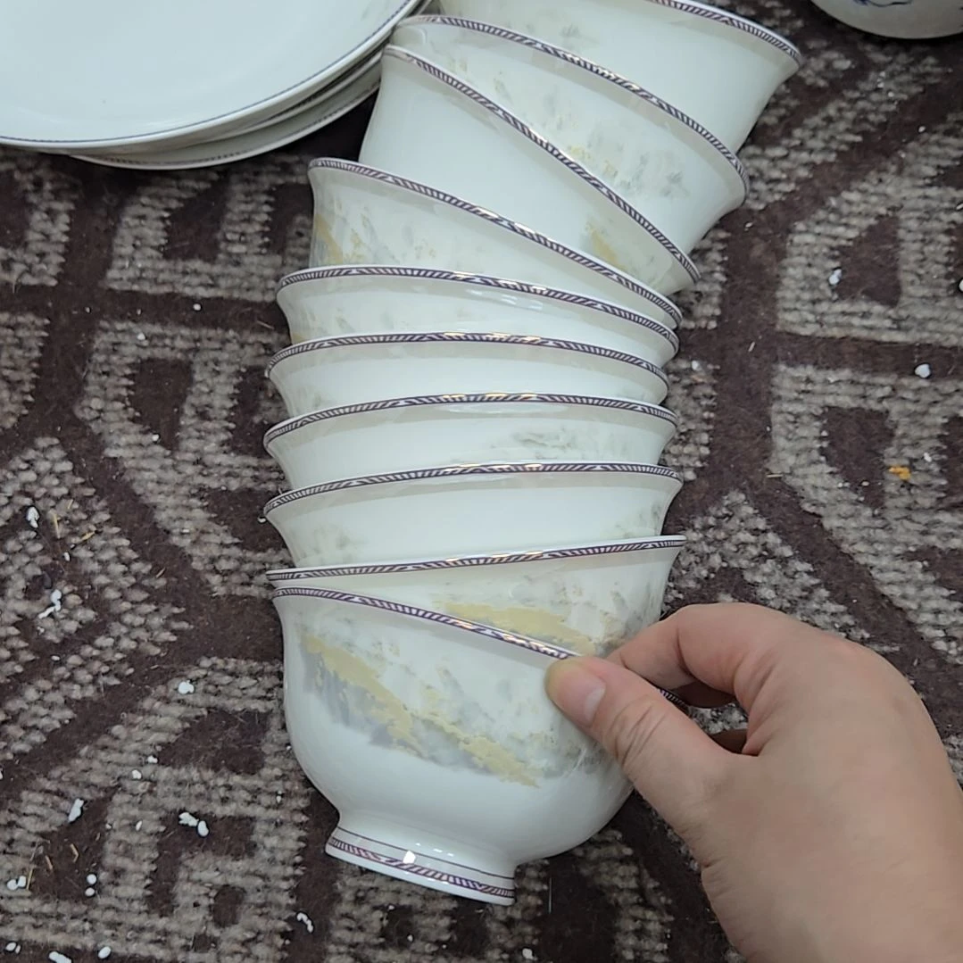 瓷片微瑕4.5寸10个金色海岸米饭碗6666