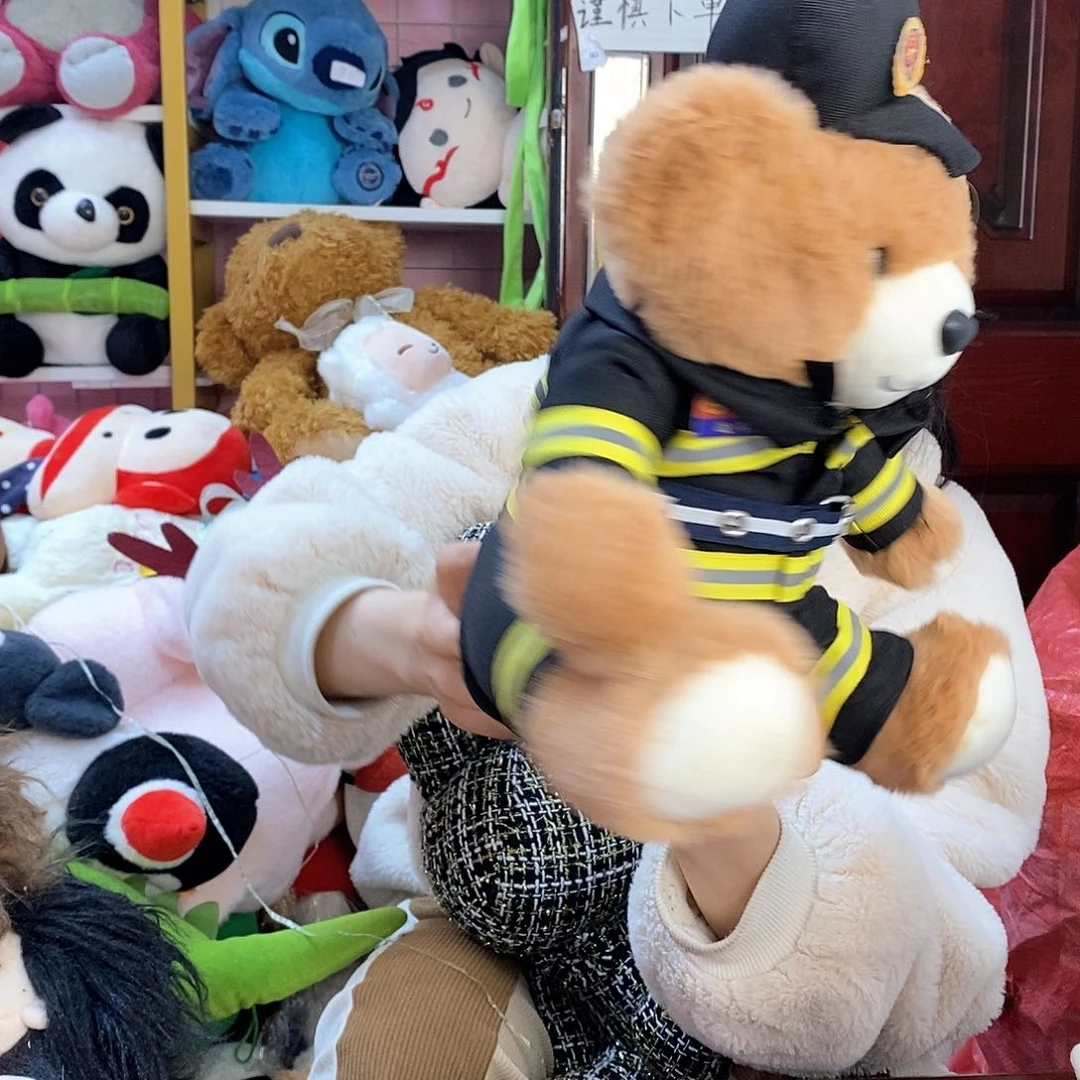 毛绒?**恼毛绒玩具010