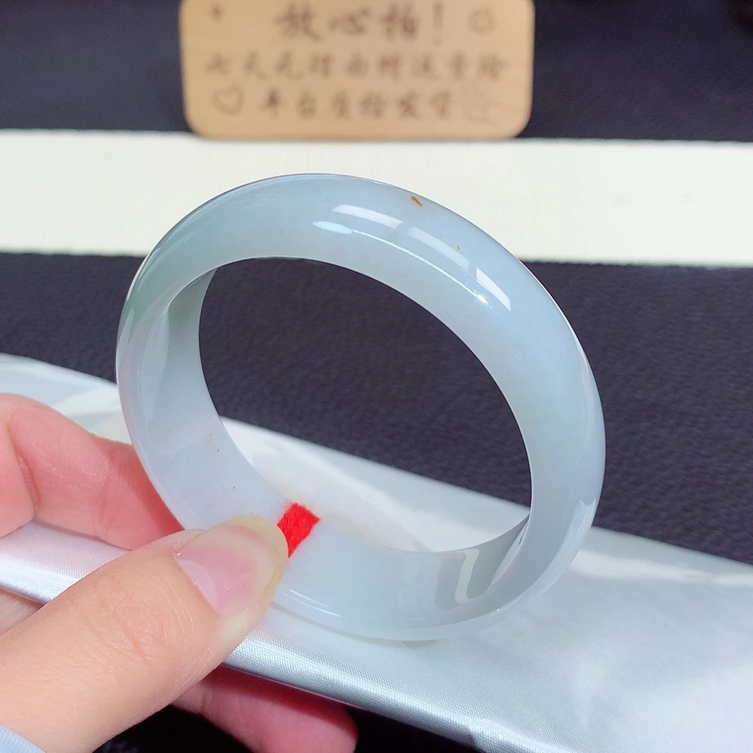翡翠未镶嵌手镯503