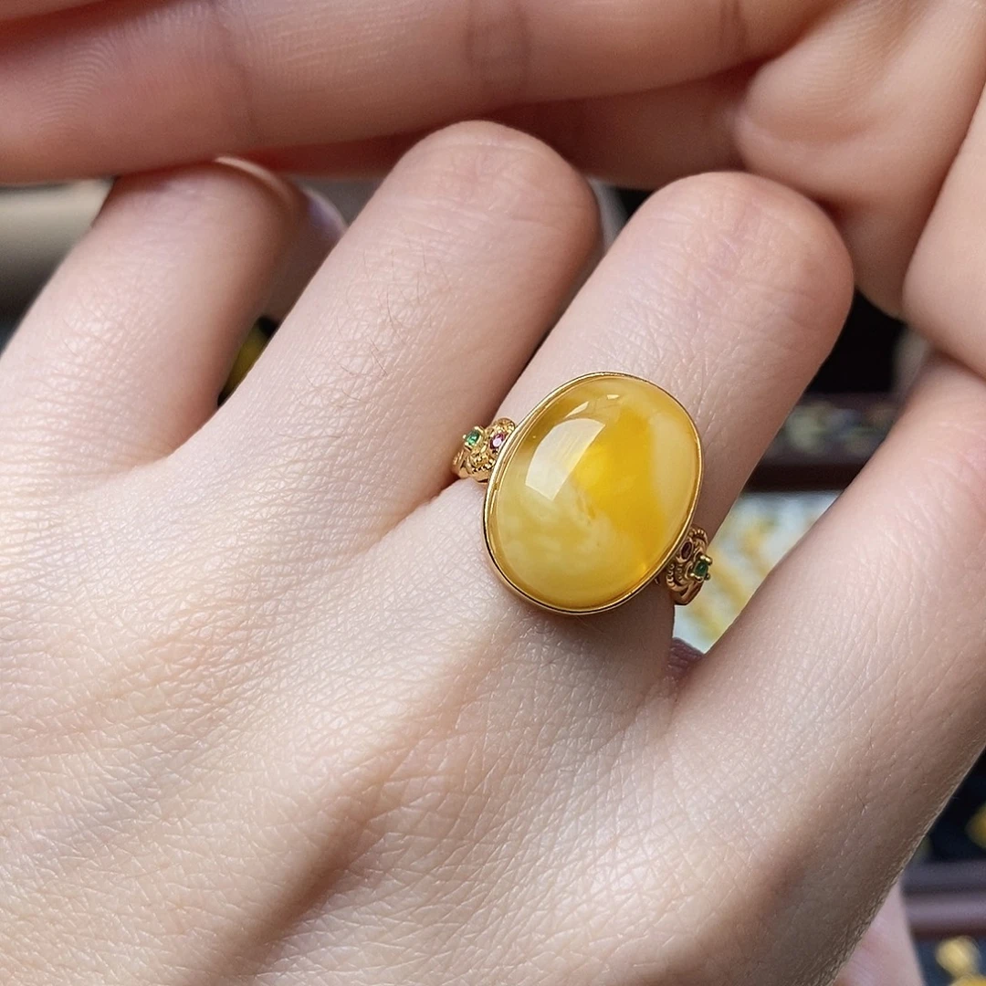 琥珀未镶嵌裸石成品