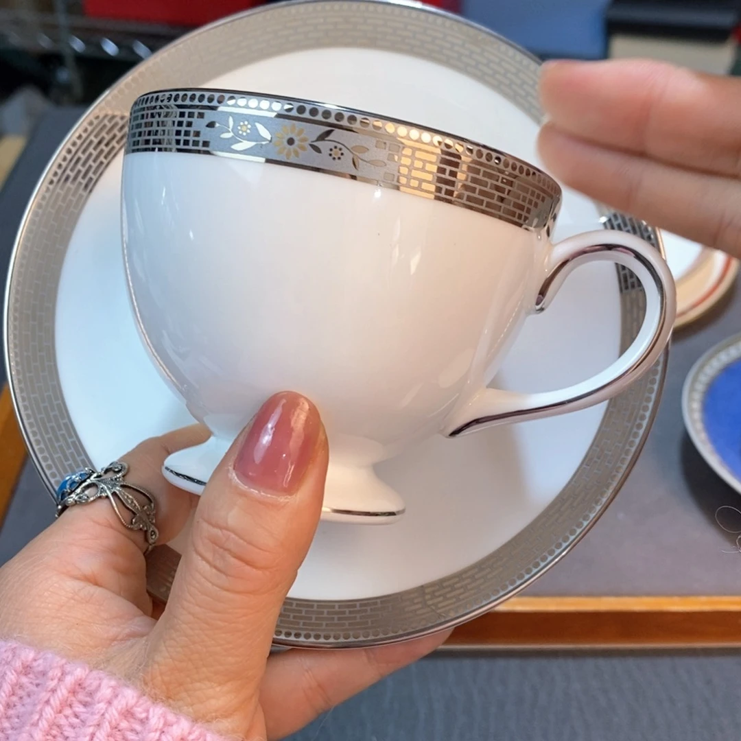 瓷器过哈哈哈哈哈哈哈