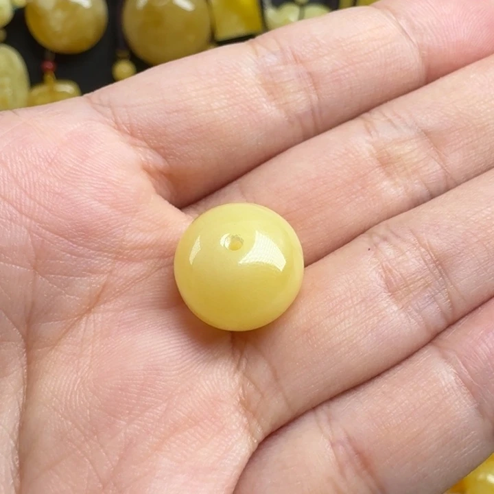 精***森蜜蜡未镶嵌珠宝奇石
