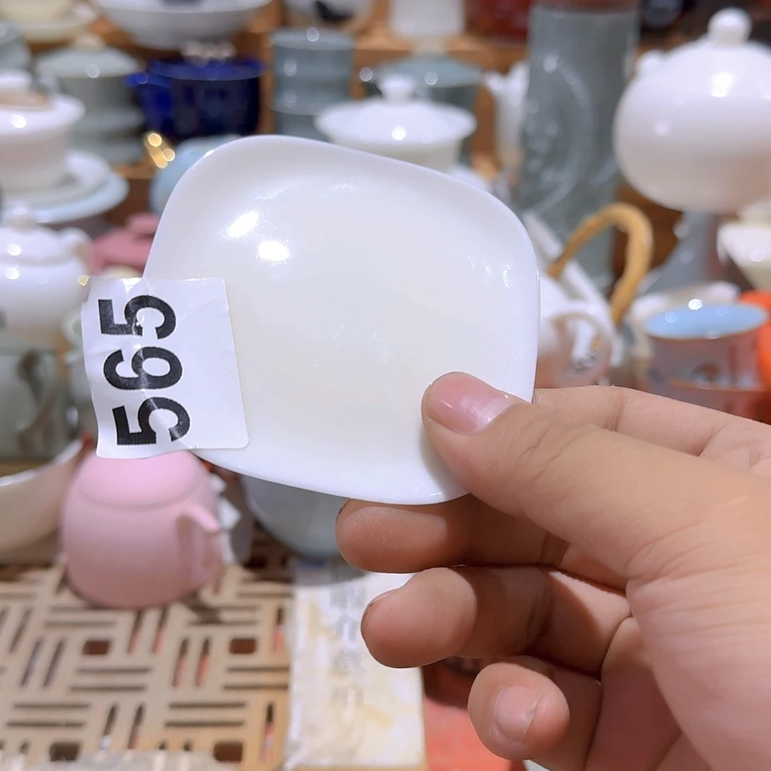 瑕疵茶具。介意勿拍
