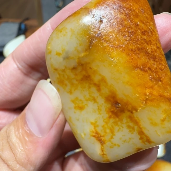 名***字颈饰未镶嵌和田玉