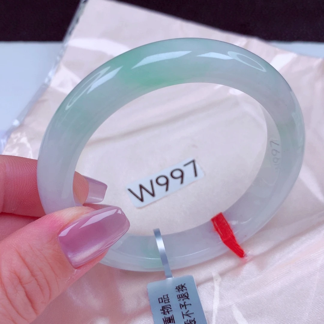 翡翠未镶嵌手镯手镯