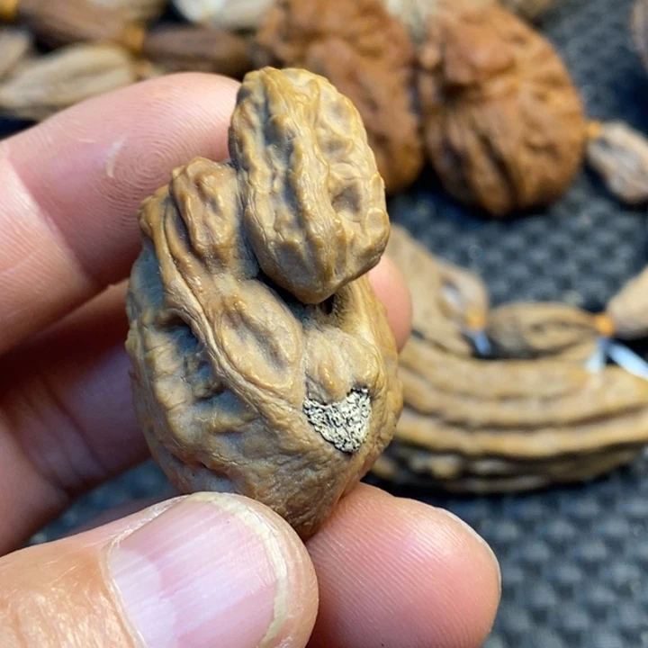 吊坠文玩核桃娜姐43