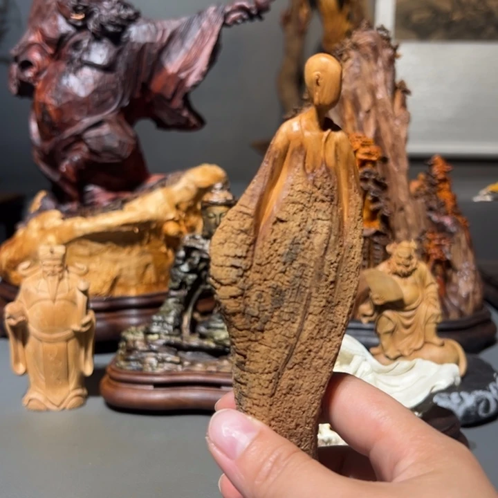 柏木（崖柏）无相佛摆件