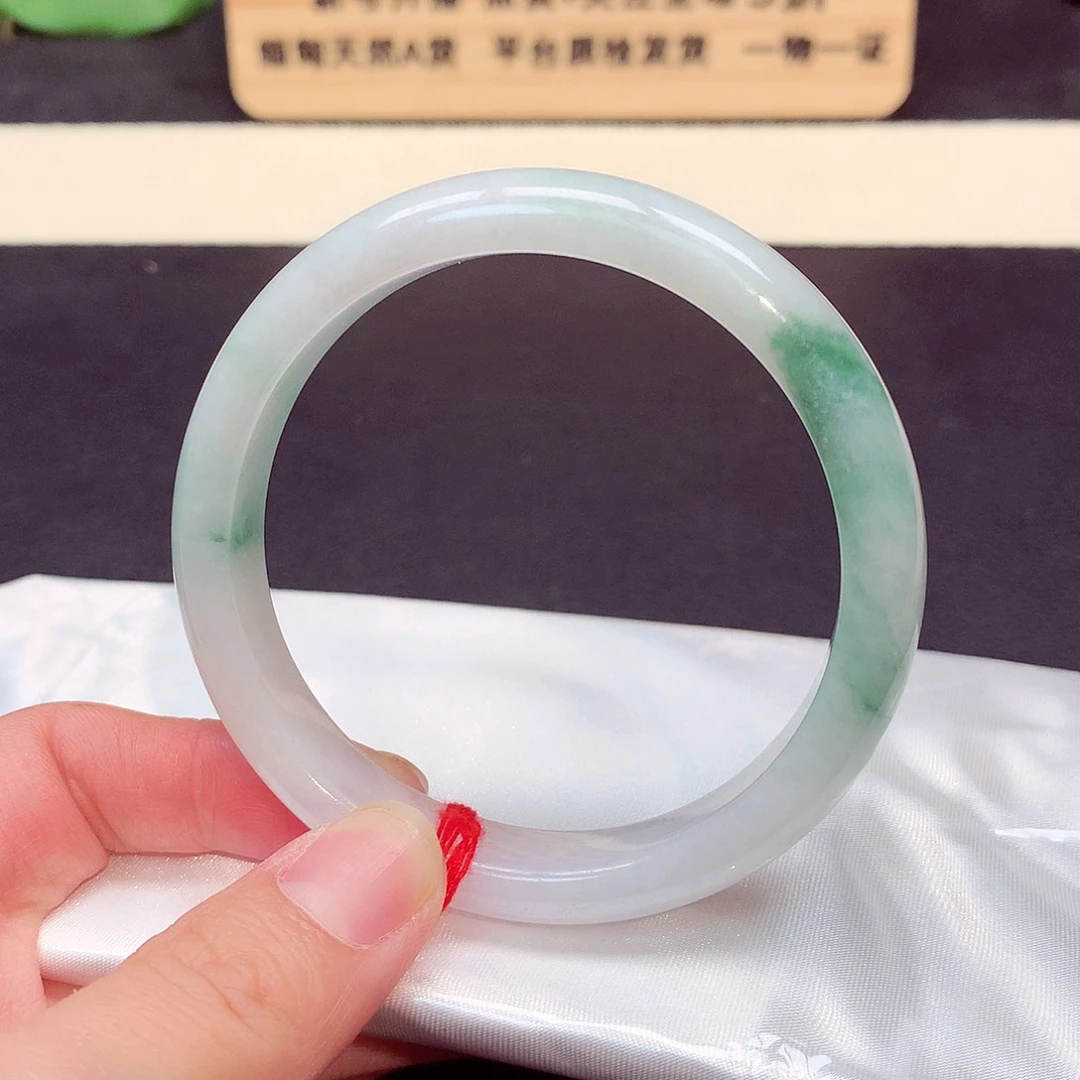 翡翠手镯未镶嵌434号