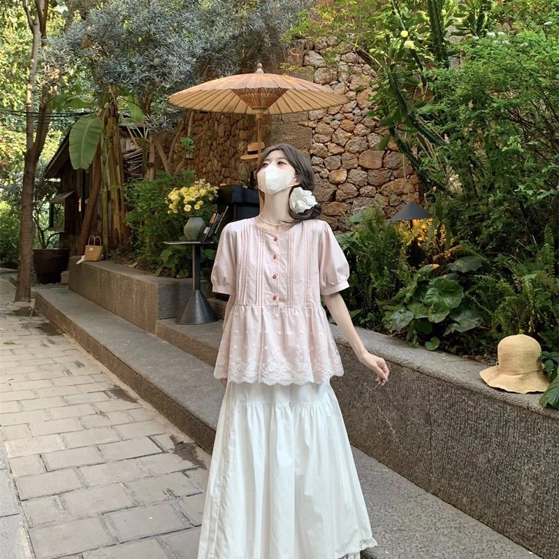 甜美白色蕾丝边泡泡袖衬衫女夏小个子娃娃衫短袖宽松显瘦减龄衬衣