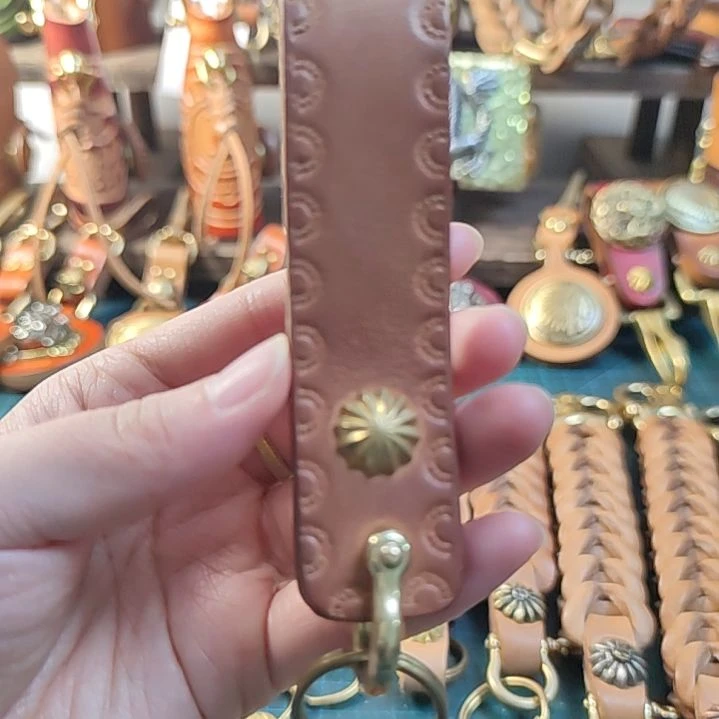 双面压花钥匙链扣