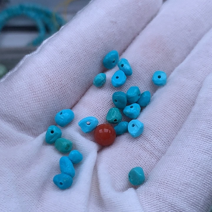 南红玛瑙未镶嵌珠宝奇石
