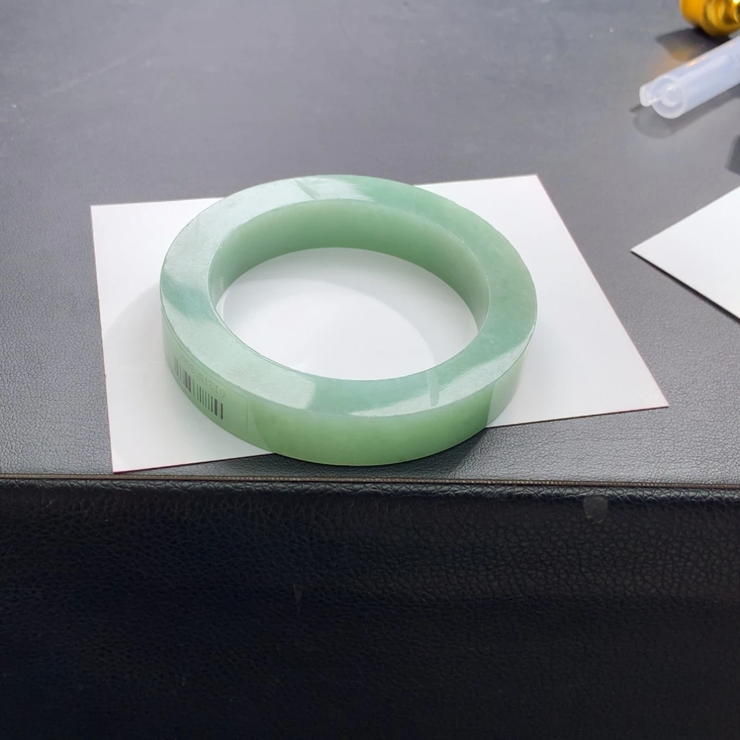 定制翡翠手镯未镶嵌