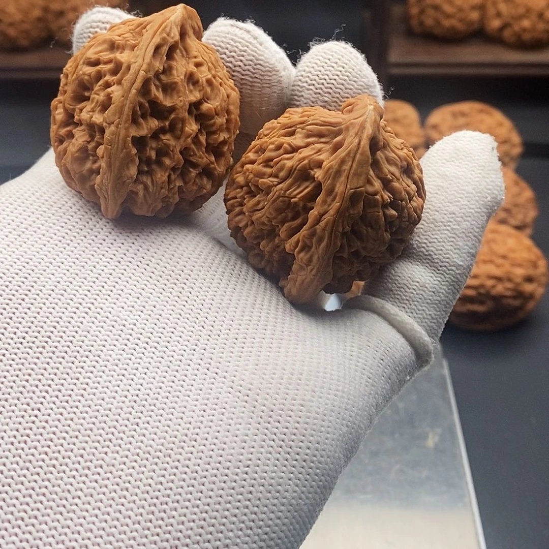 S***手吊坠文玩核桃3三角