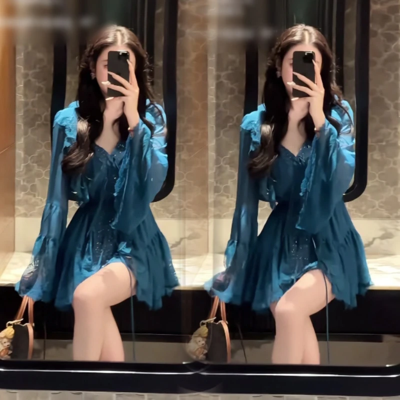 沫夏长袖孔雀蓝蕾丝娃娃雪纺衫V领轻熟风上衣气质收腰短裙子女装