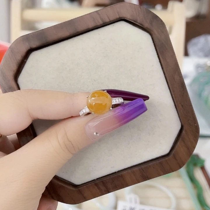 翡翠未镶嵌颈饰天然翡翠A货