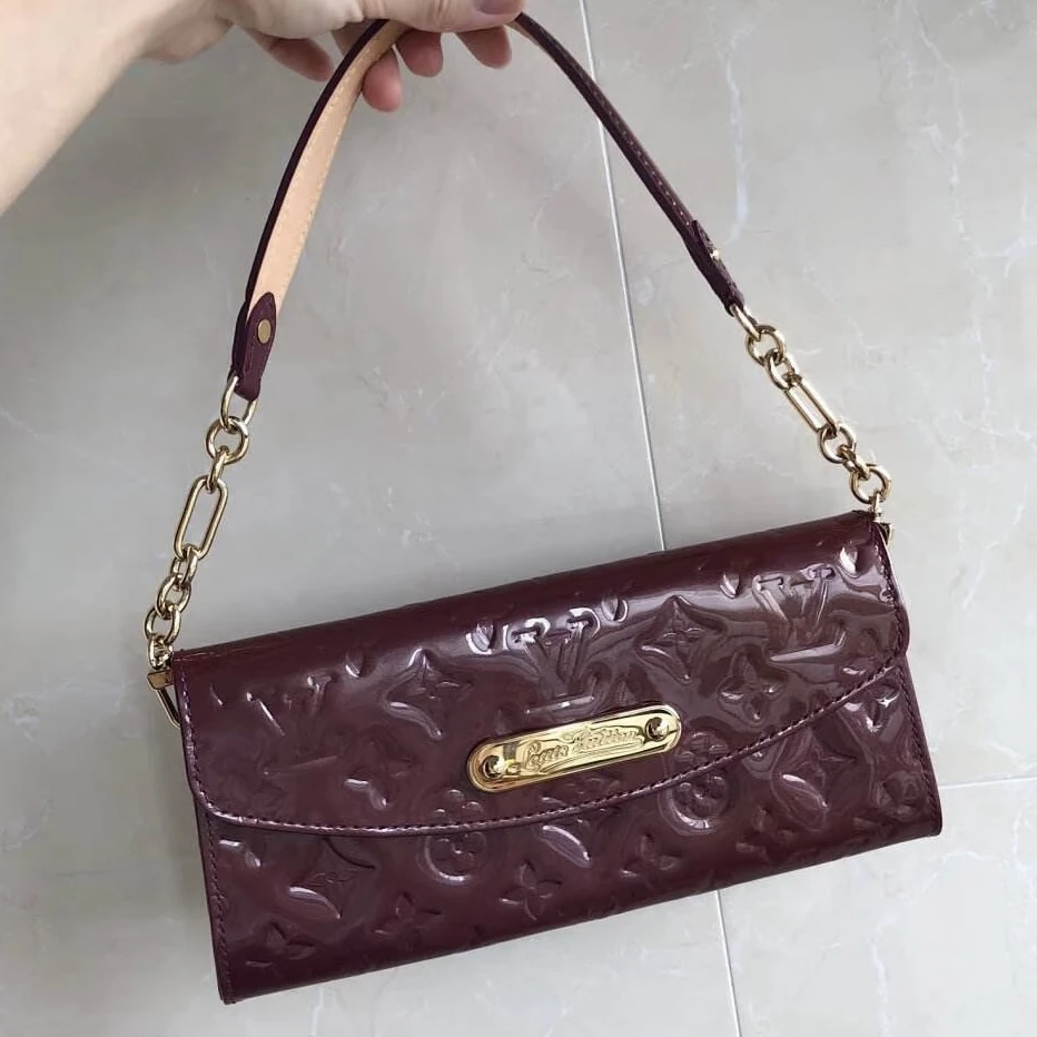 95新 LouisVuitton/路易威登 漆皮腋下包 二手且曼
