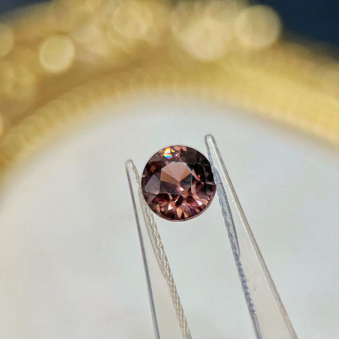 梦幻日落色 天然锆石 精切割 金属色系 清新明亮体 裸石可定制