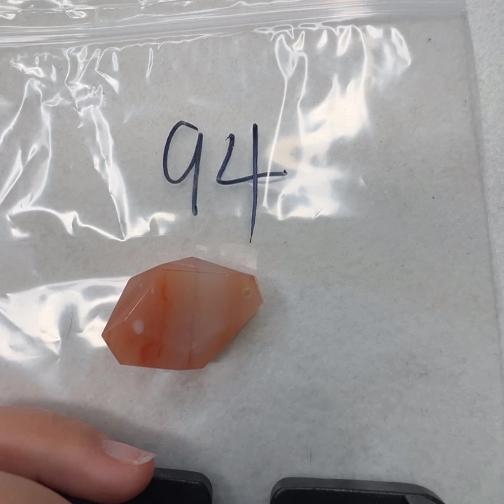 南红玛瑙未镶嵌配饰94