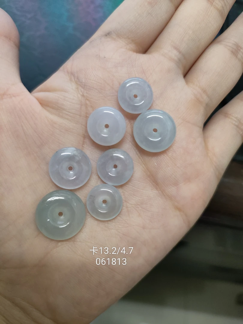 胶润平安扣天然缅甸翡翠A货
