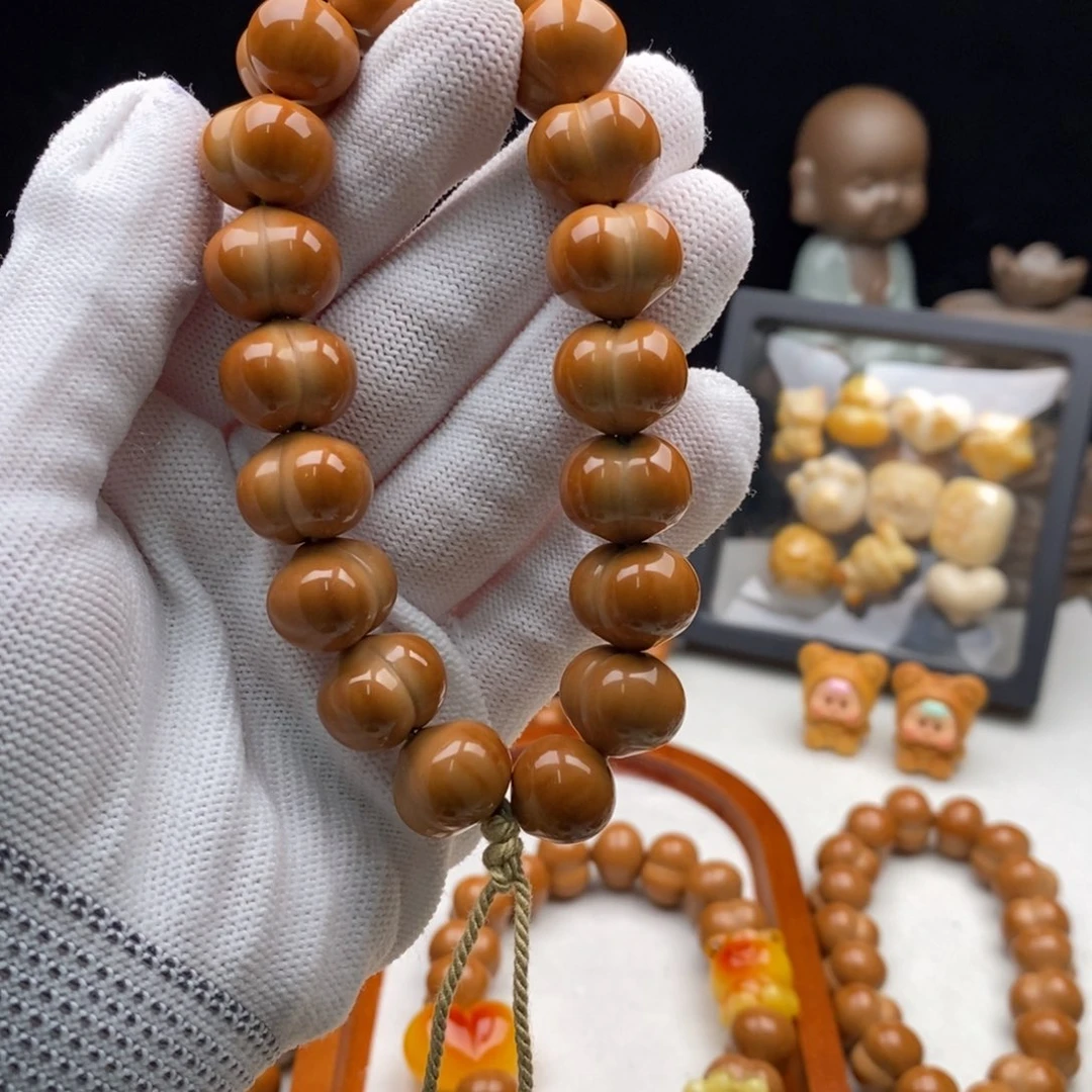 捡***星核桃猴头核桃。