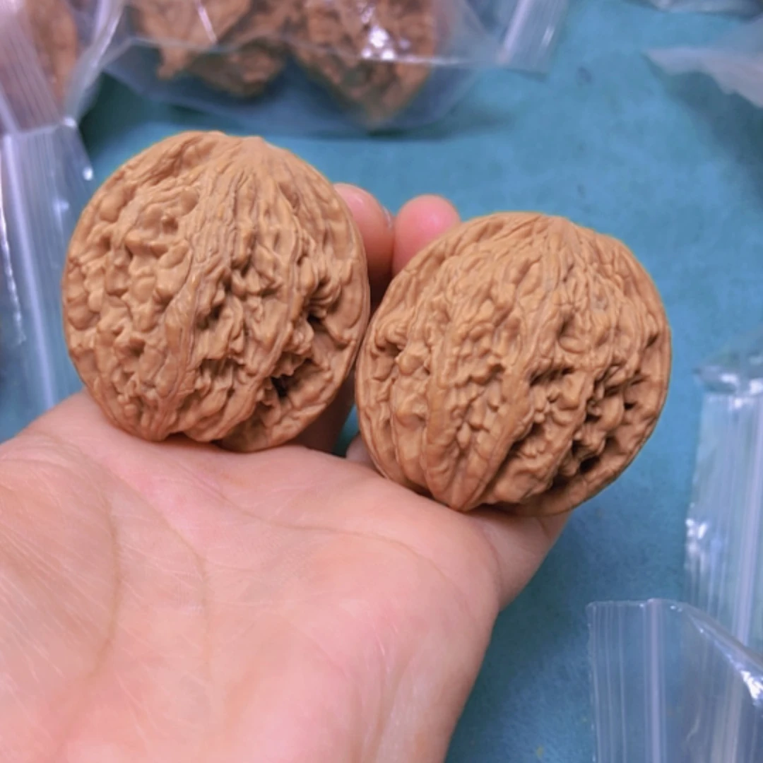 【闪购商品】摆件核桃41麦虎练手对