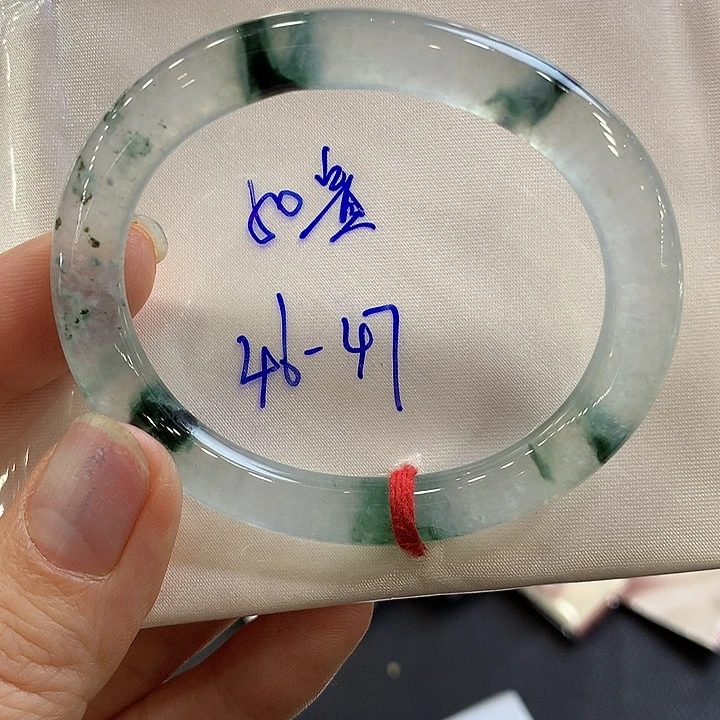 未镶嵌手镯翡翠50贵妃