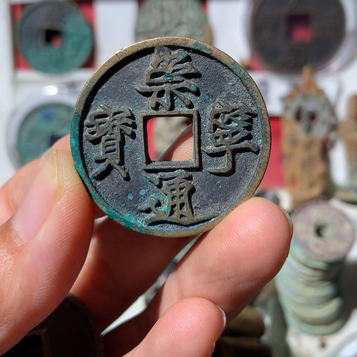 刘***活现代工艺品 现代工艺品