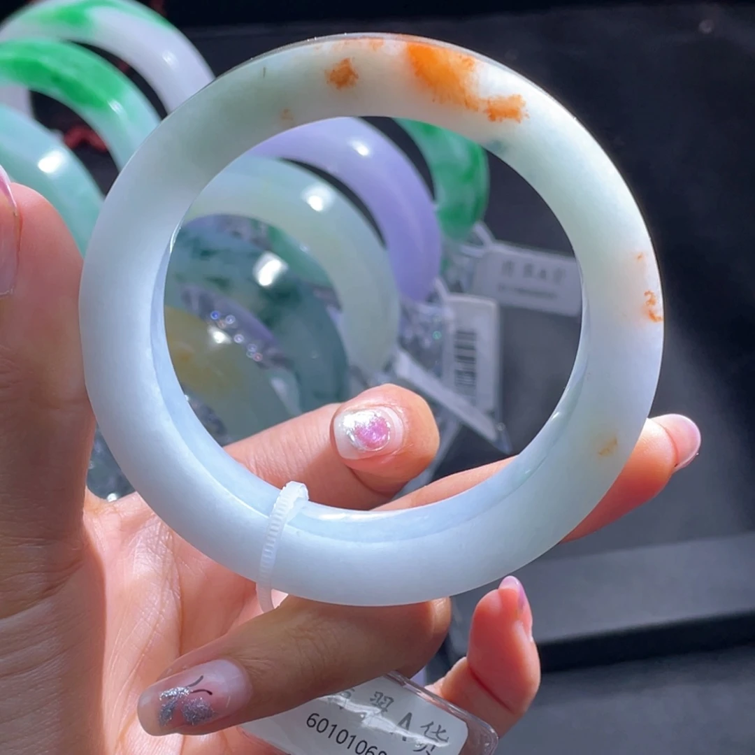 未镶嵌（锦鲤镯）定制翡翠