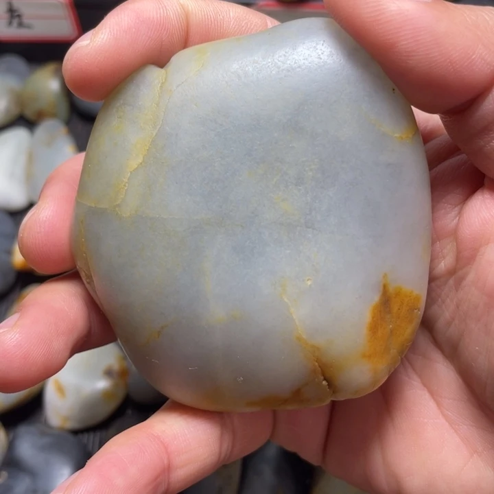 和田玉未镶嵌把件59