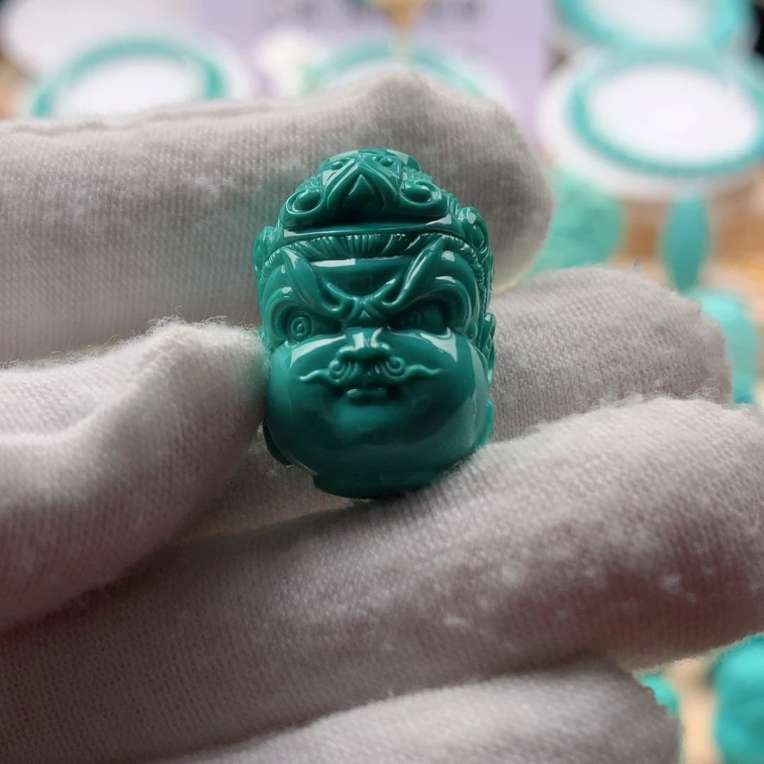 绿松石配饰未镶嵌