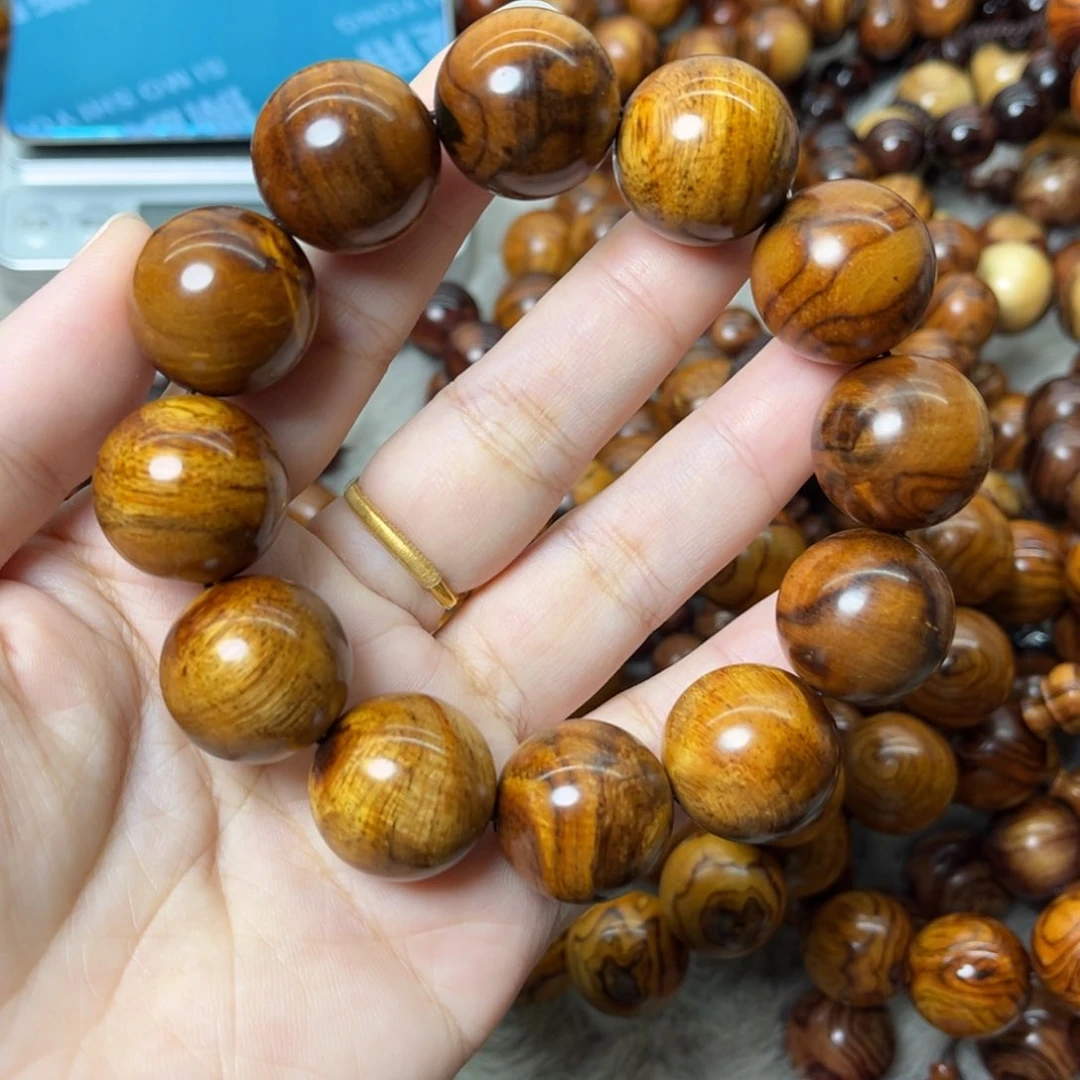 紫檀木类端景台黄花梨