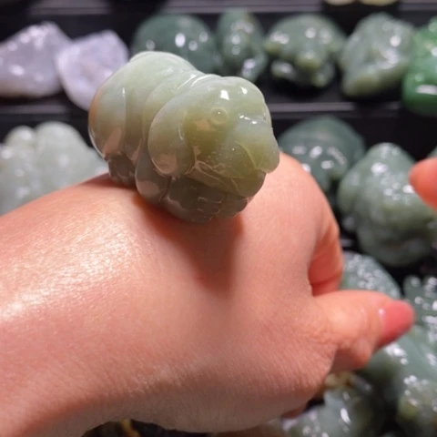 未镶嵌和田玉（糖玉）珠宝奇石