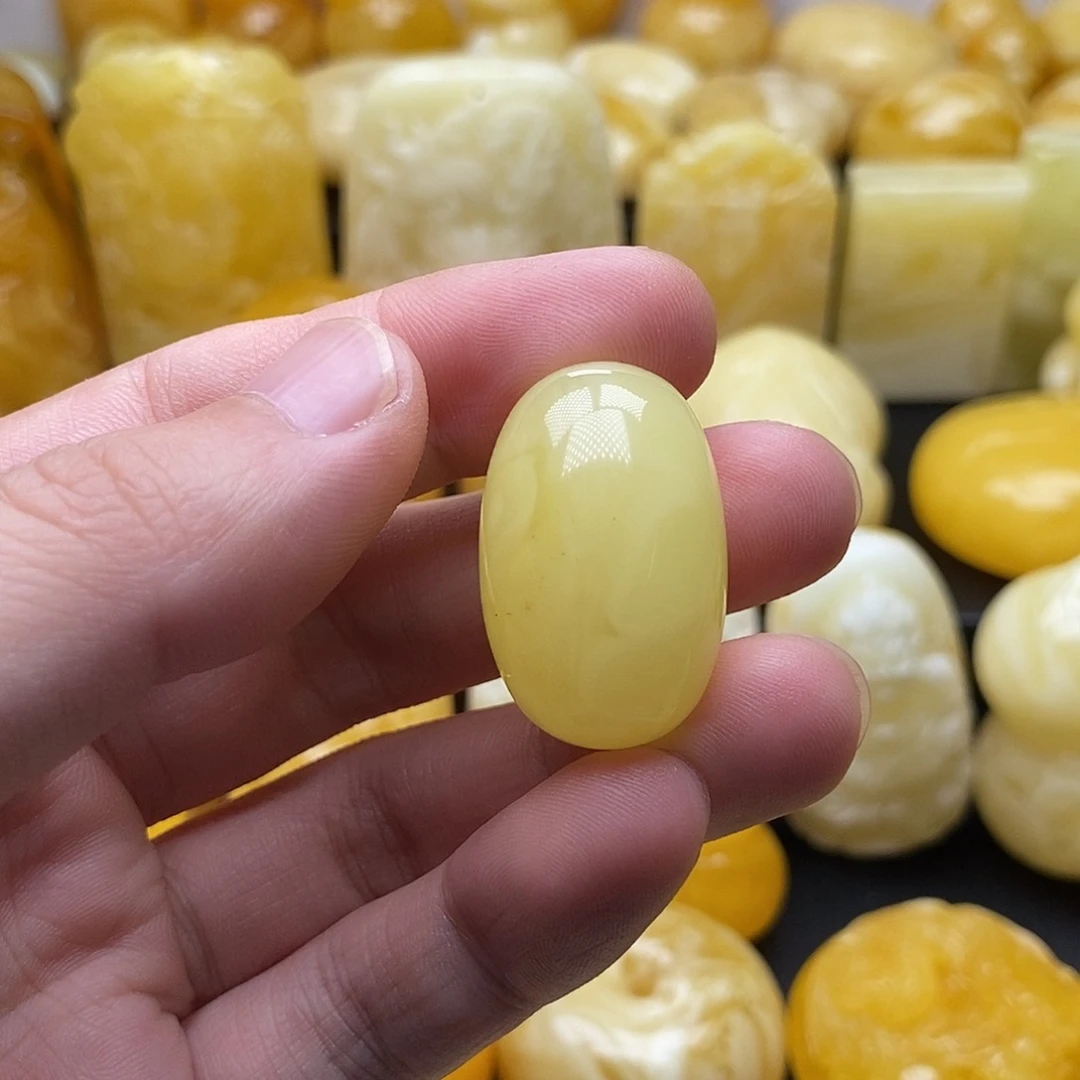 琥珀颈饰未镶嵌琥珀蜜蜡吊坠