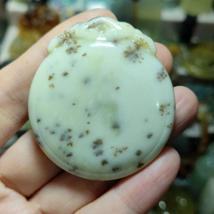 岫玉未镶嵌平安牌