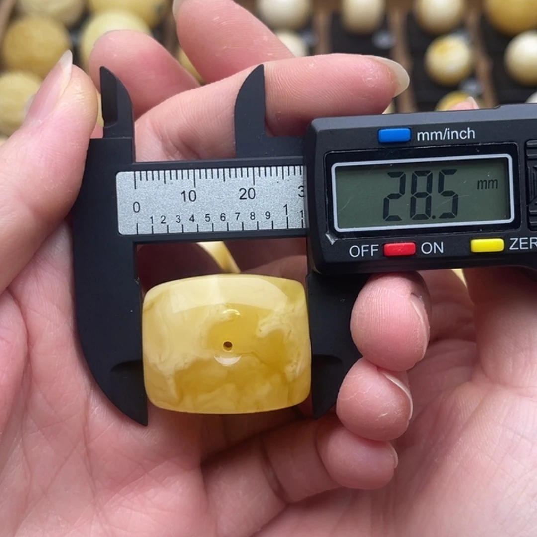 琥珀未镶嵌裸石蜜蜡藏扣