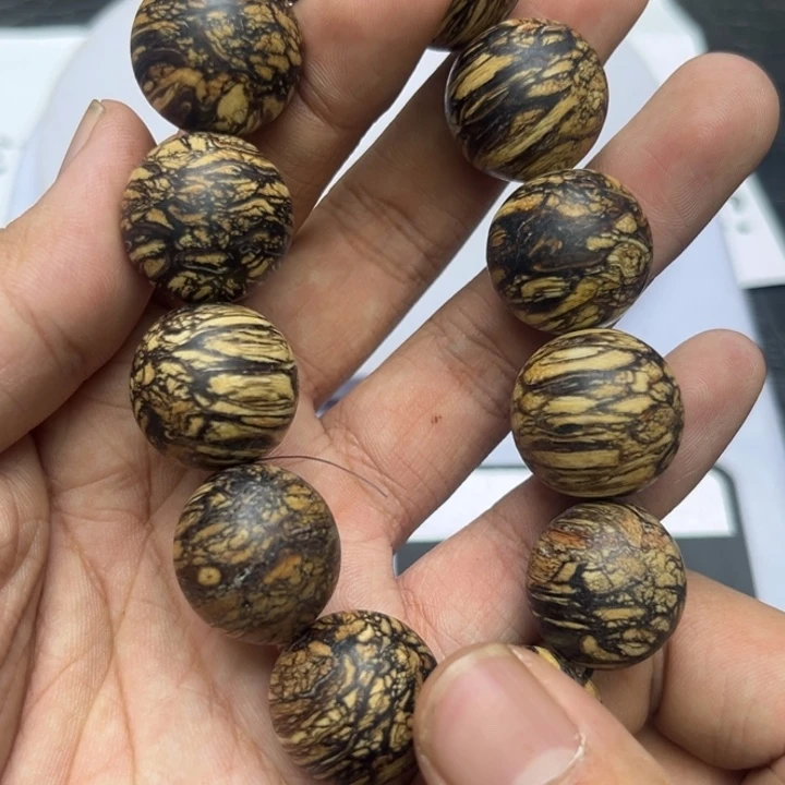 沉香沉香碎屑白奇楠