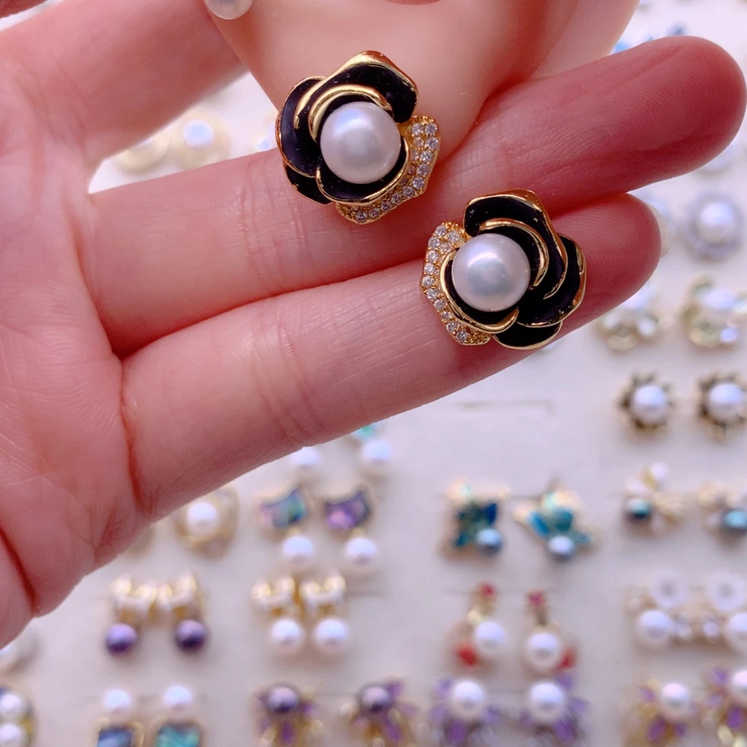 合金耳饰淡水珍珠