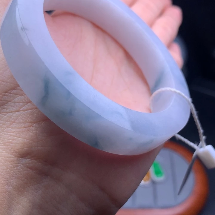 未镶嵌翡翠手镯定制翡翠