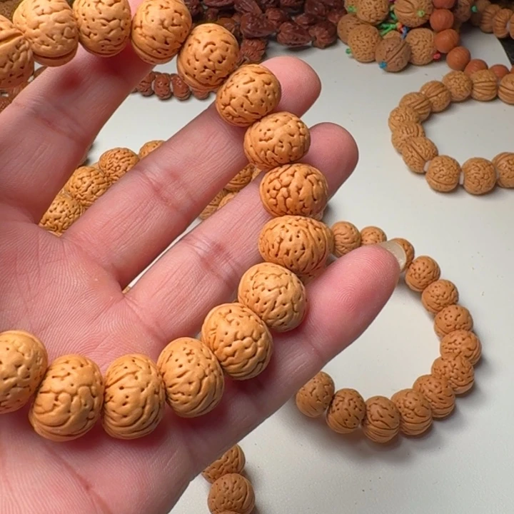 吊坠桃核树王纽扣15mm手串