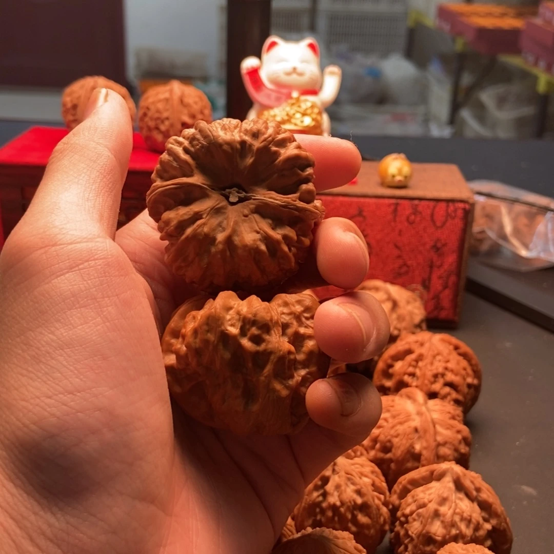张***童文玩核桃吊坠蛤蟆