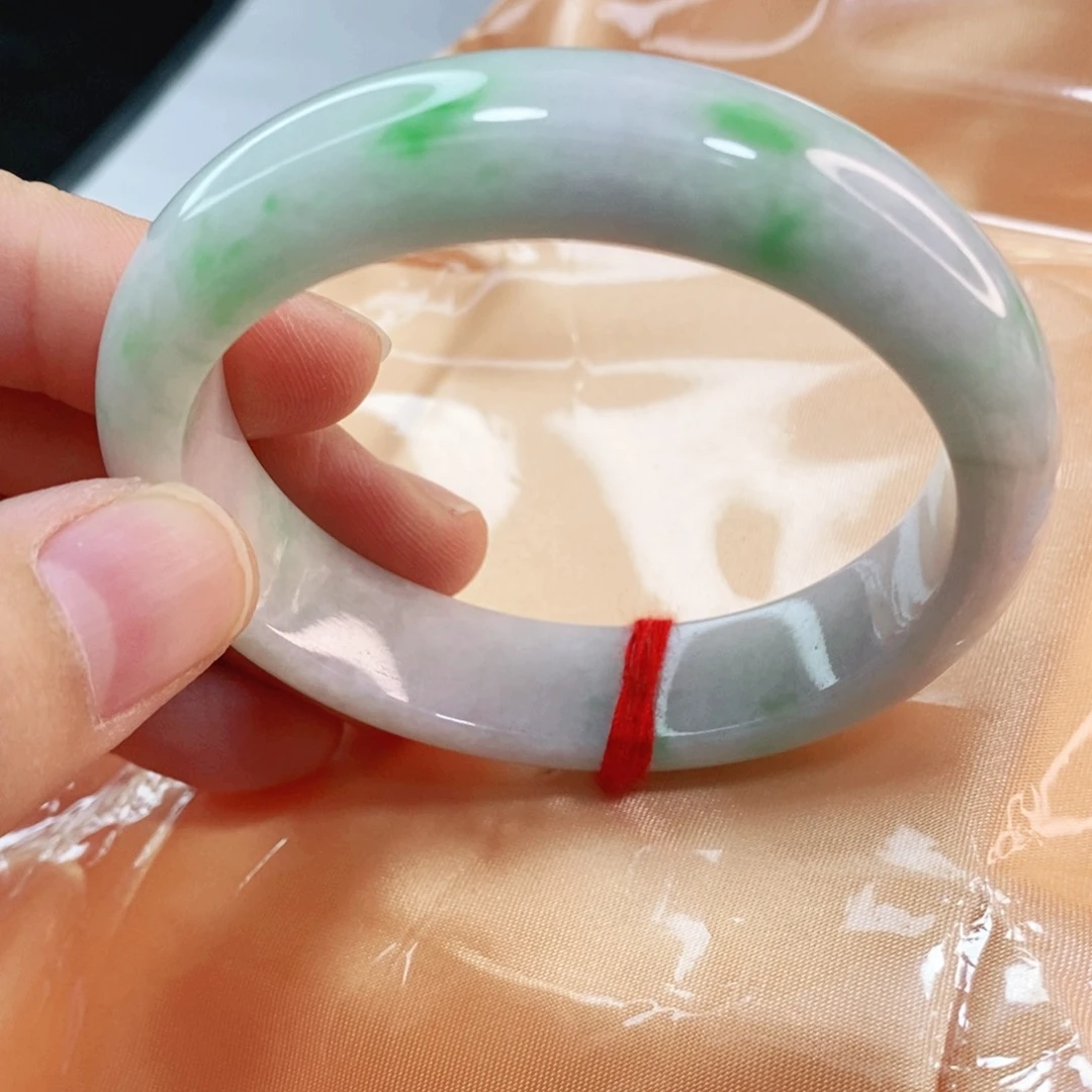 翡翠手镯未镶嵌53.8圈口贵妃