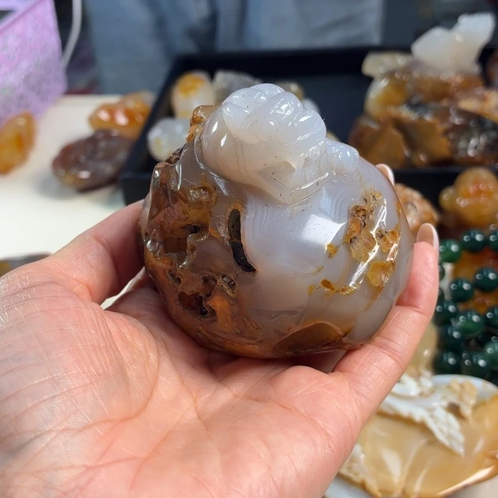 未镶嵌颈饰玛瑙/玉髓
