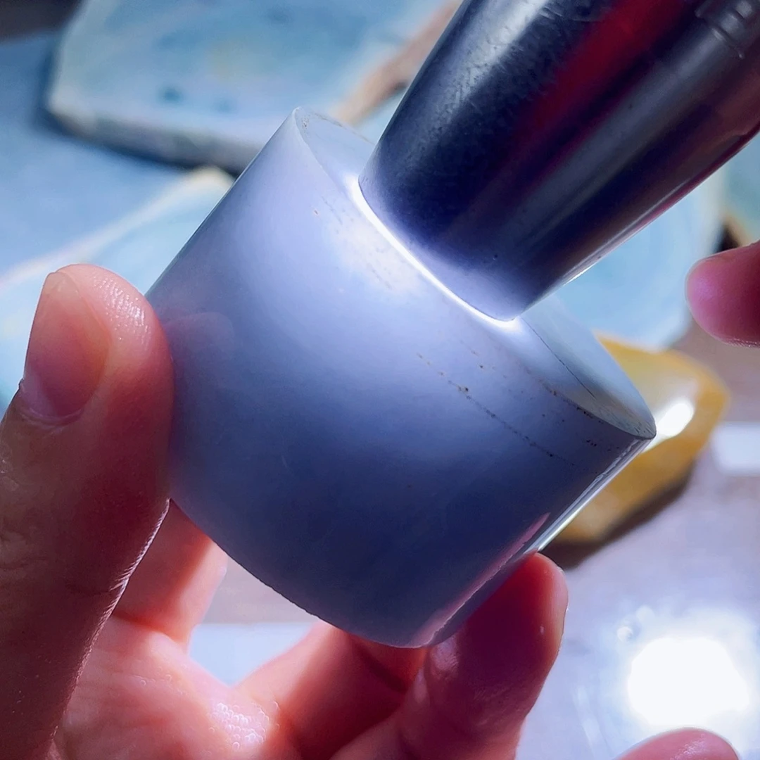 翡翠未镶嵌颈饰毛料9