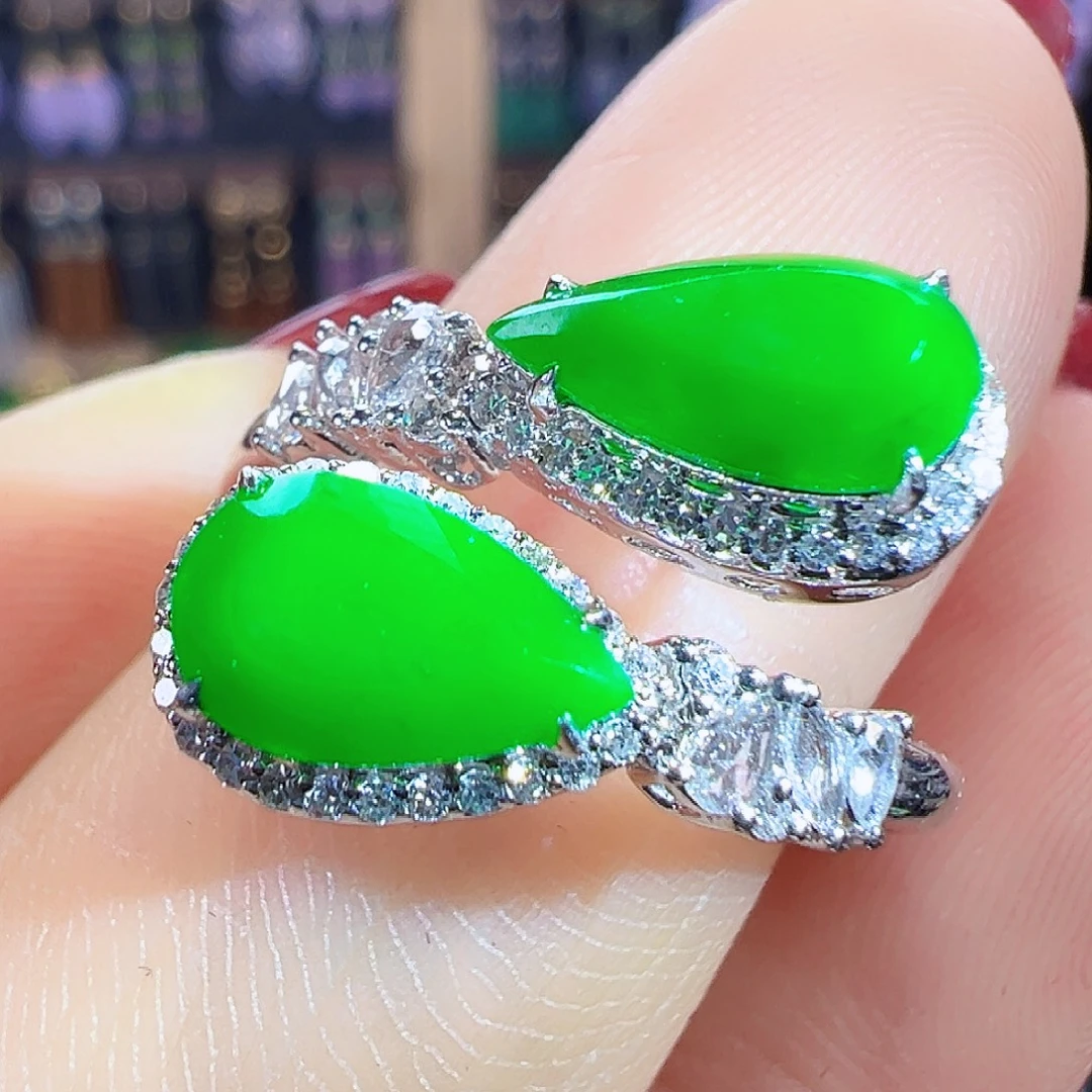 翡翠18K金镶嵌戒指签收后24小时鉴赏期