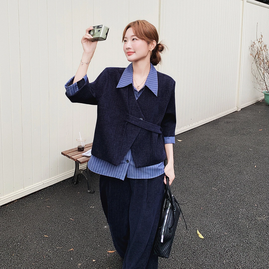 气质一整套ootd穿搭早秋新款条纹拼接假两件外套阔腿裤两件套女