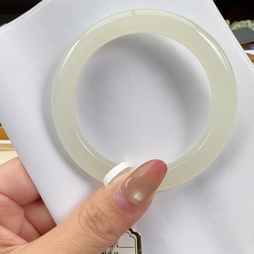 和田玉未镶嵌手镯高冰胶起猫 荔枝白精致正圈55-56高货