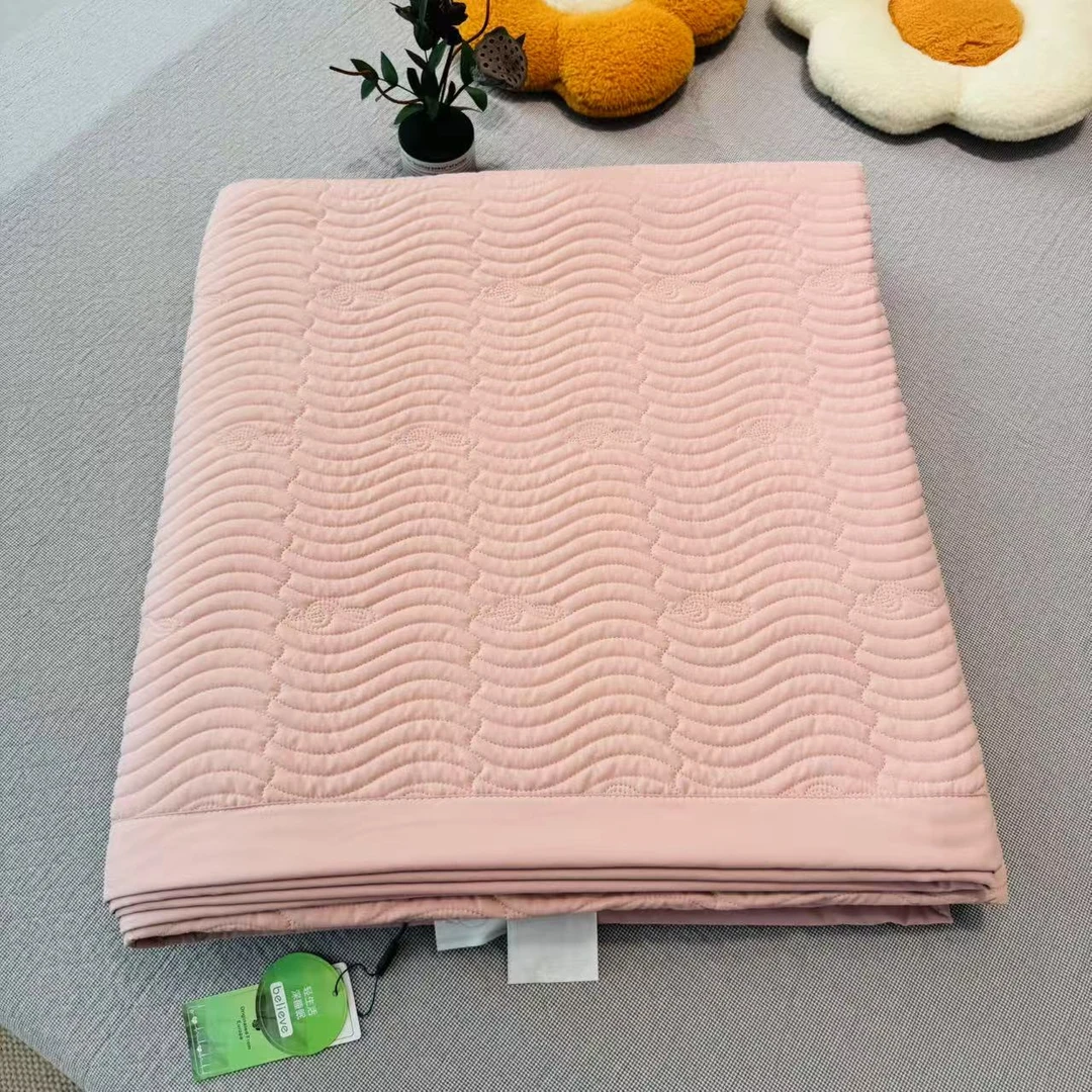 【音符系列】韩式高档双面刺绣多功能机洗夹棉床盖