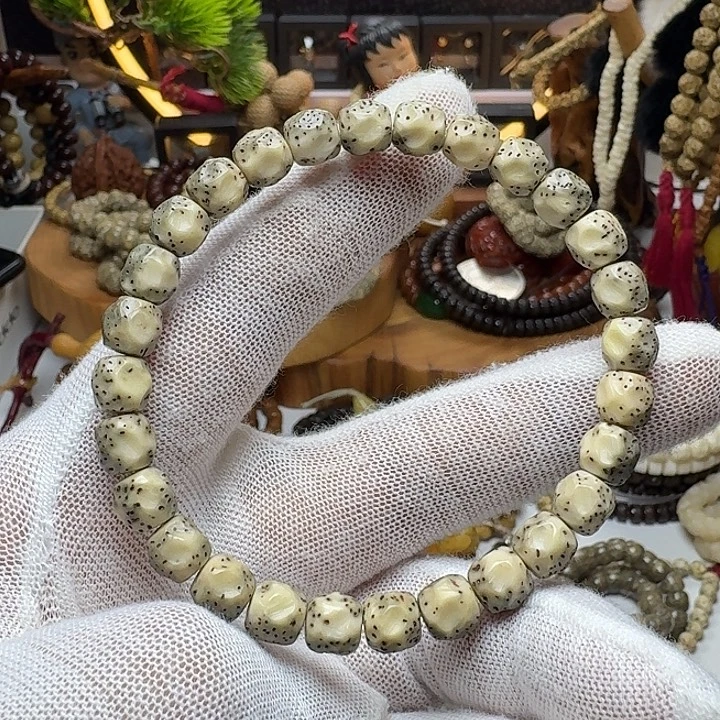 星月菩提手串1号车尺寸8.7石玉无相单圈